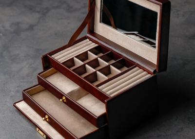 italiska juoda papuosalu dezute is odos prabangi dezute papuosalams moterims dovana kaledoms gimtadieniui jubiliejaus proga mamai zmonai mociutei